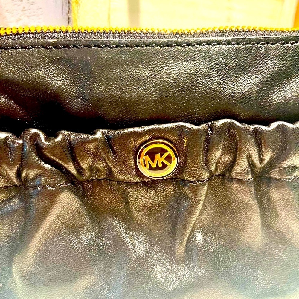 Michael Kors Black Mini Bag - Picture 2 of 7